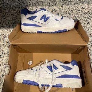 Women’s size 9 white and blue new balances